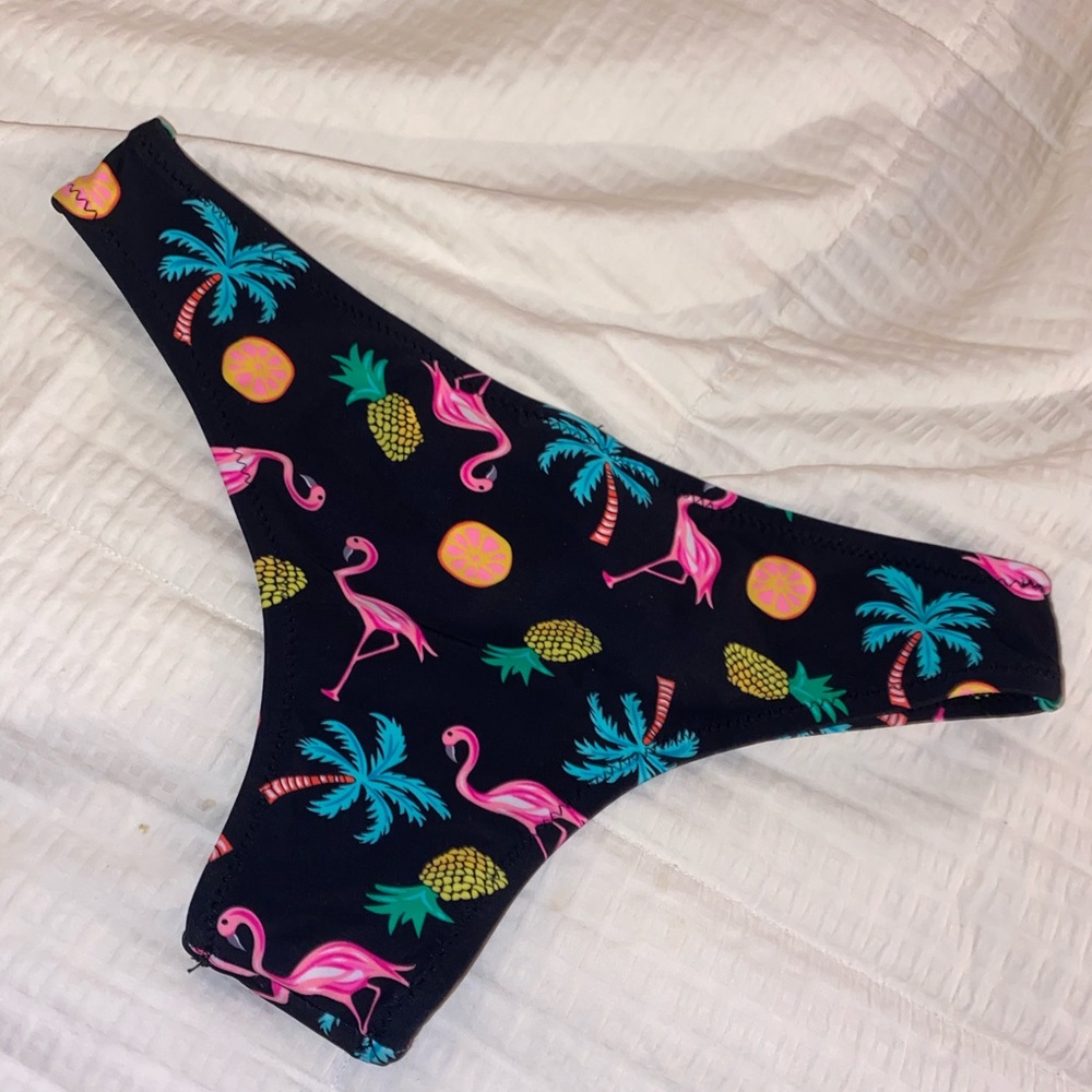 Bikini bottoms